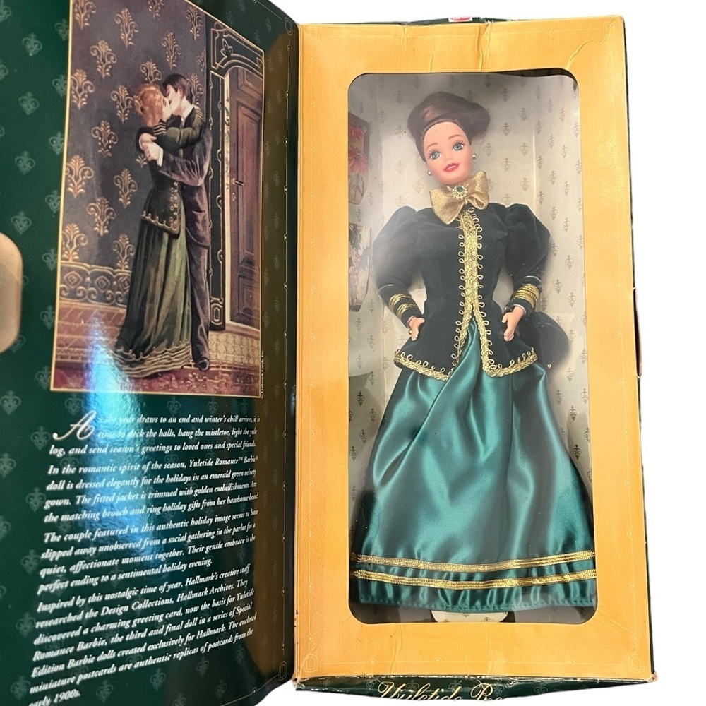 Vintage 1996 Yuletide Barbie NIB as is